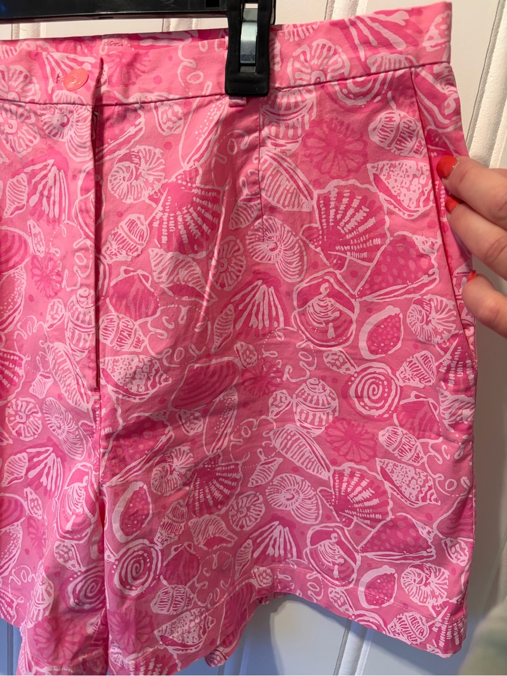 Lilly Pulitzer Pink Seashell Print Shorts Size 8 - Picture 2 of 7
